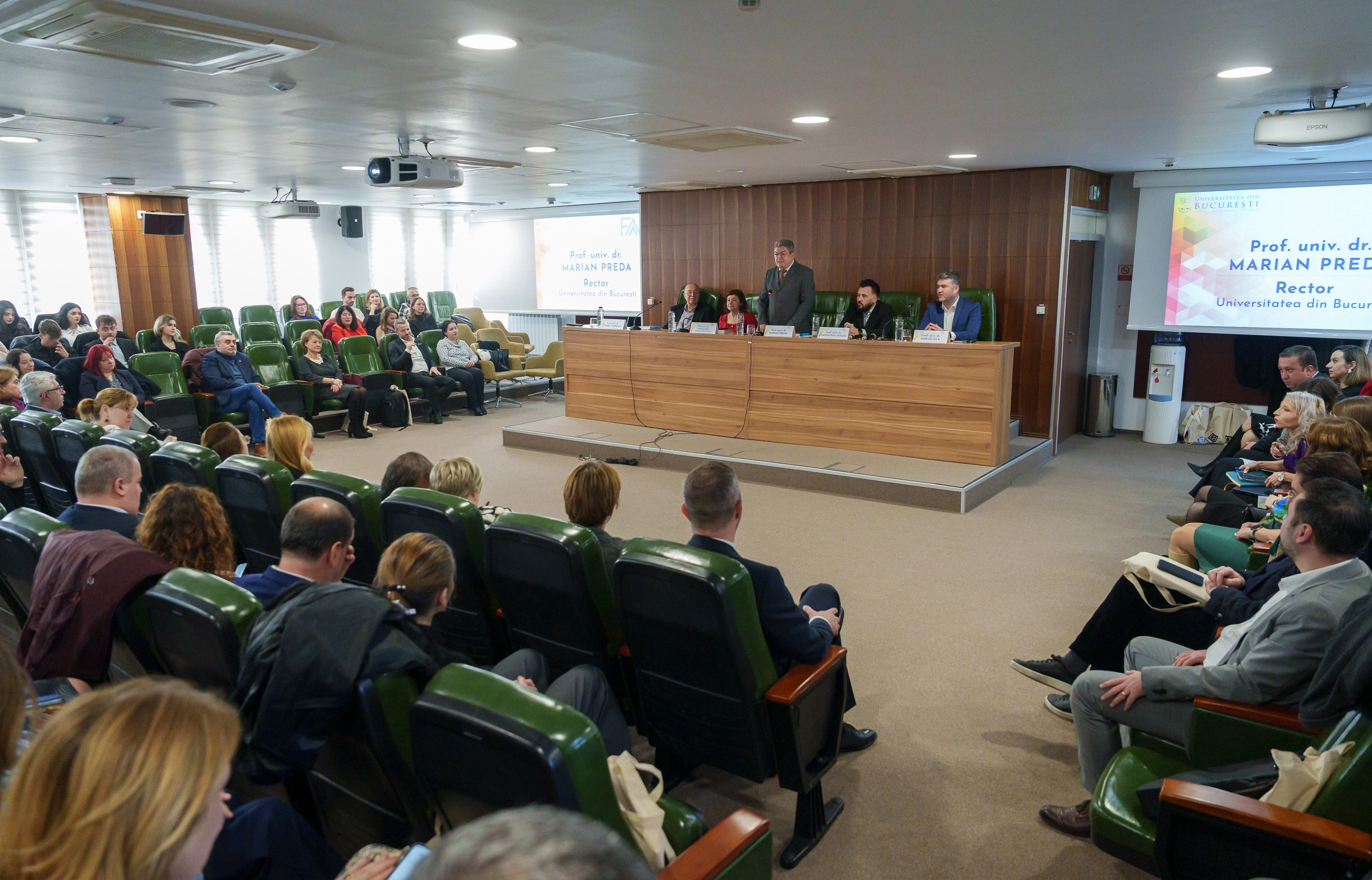 facultatea de administratie si afaceri a universitatii din bucuresti aniverseaza 25 de ani de excele