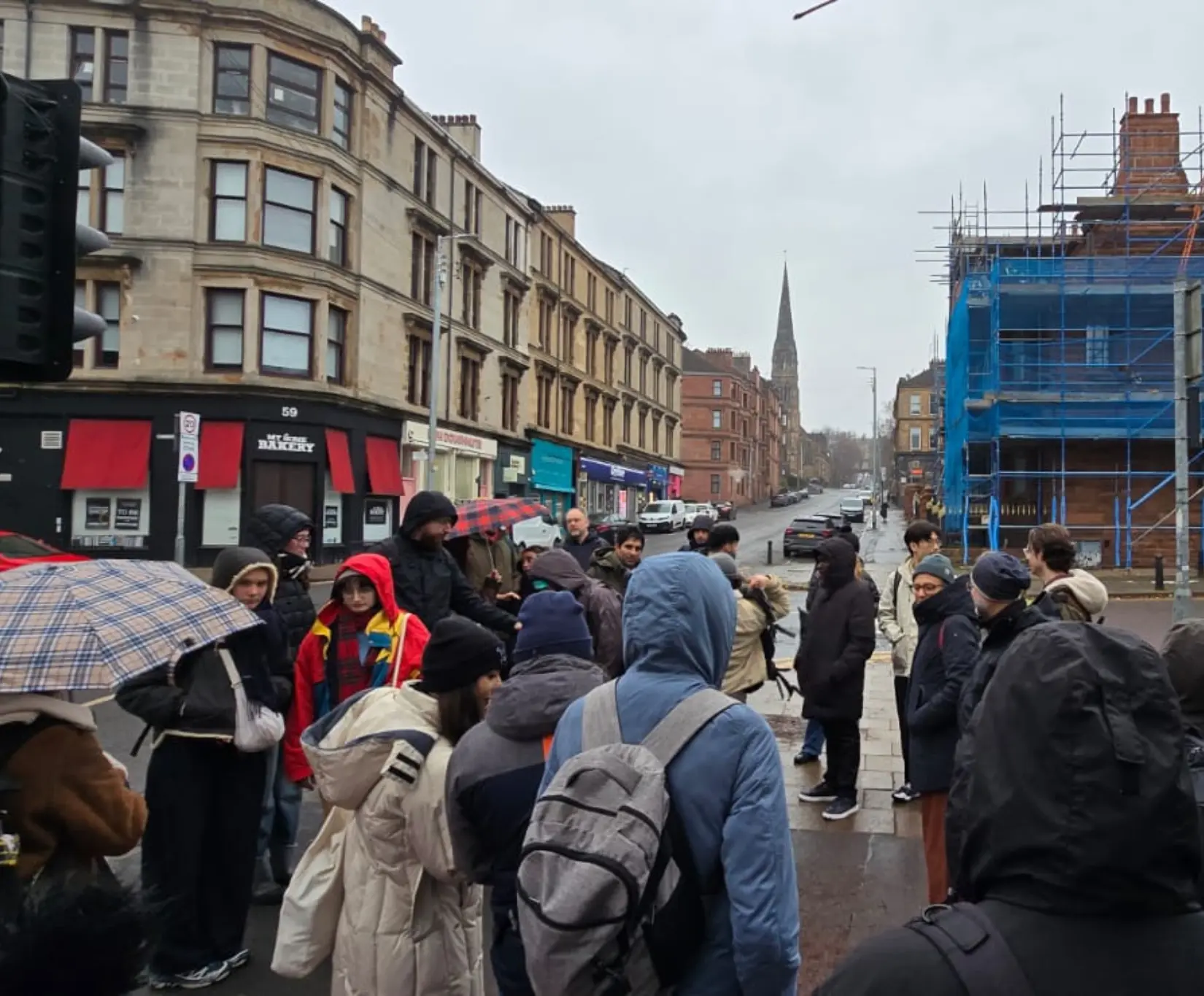 studenti ai facultatii de geografie a ub participanti la workshopul civis co creating urban futures